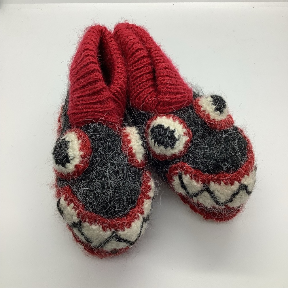 Fuzzy hand knit baby monster slippers! Leather sole. NEW